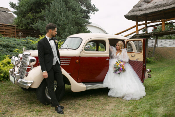 Luxury Transport for Weddings
